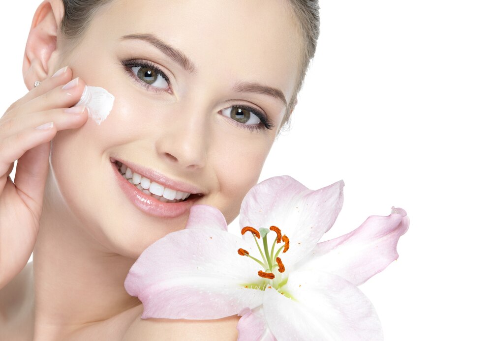 Top 10 Whitening Creams for a Radiant Complexion