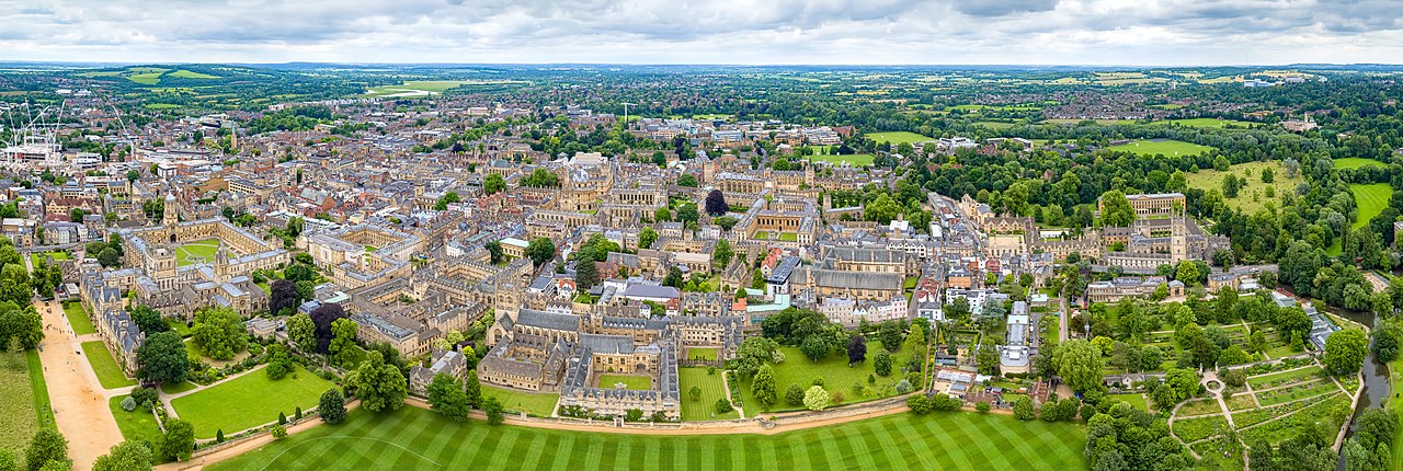 Travel places in Oxford, whether it be nightlife, attractions, or restaurants