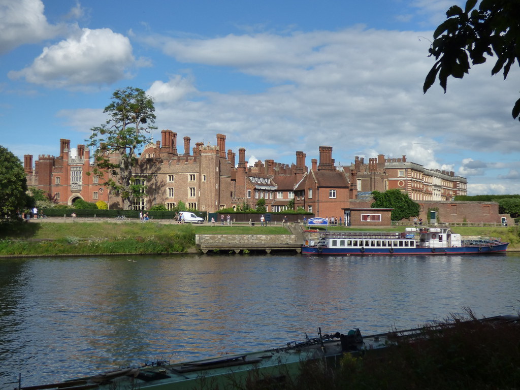 River Thames Heritage Trail