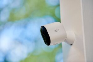 How to Connect Arlo Camera to a Phone?