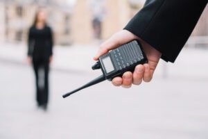 Technology Behind Walkie-Talkies That Survive Cellular Failures
